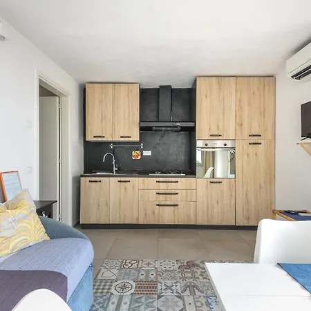 Apartment Fantagali 505